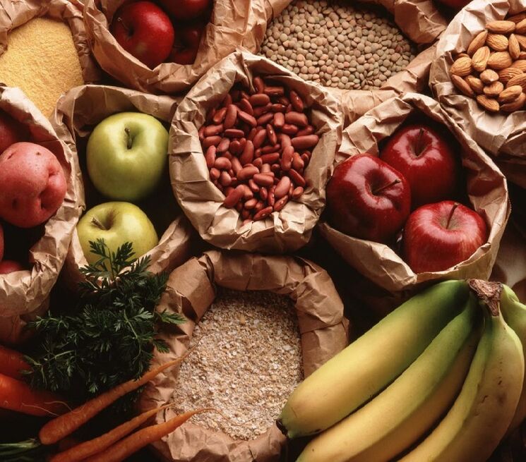 Aliments utiles pour la préparation diététique pour nettoyer le corps des parasites